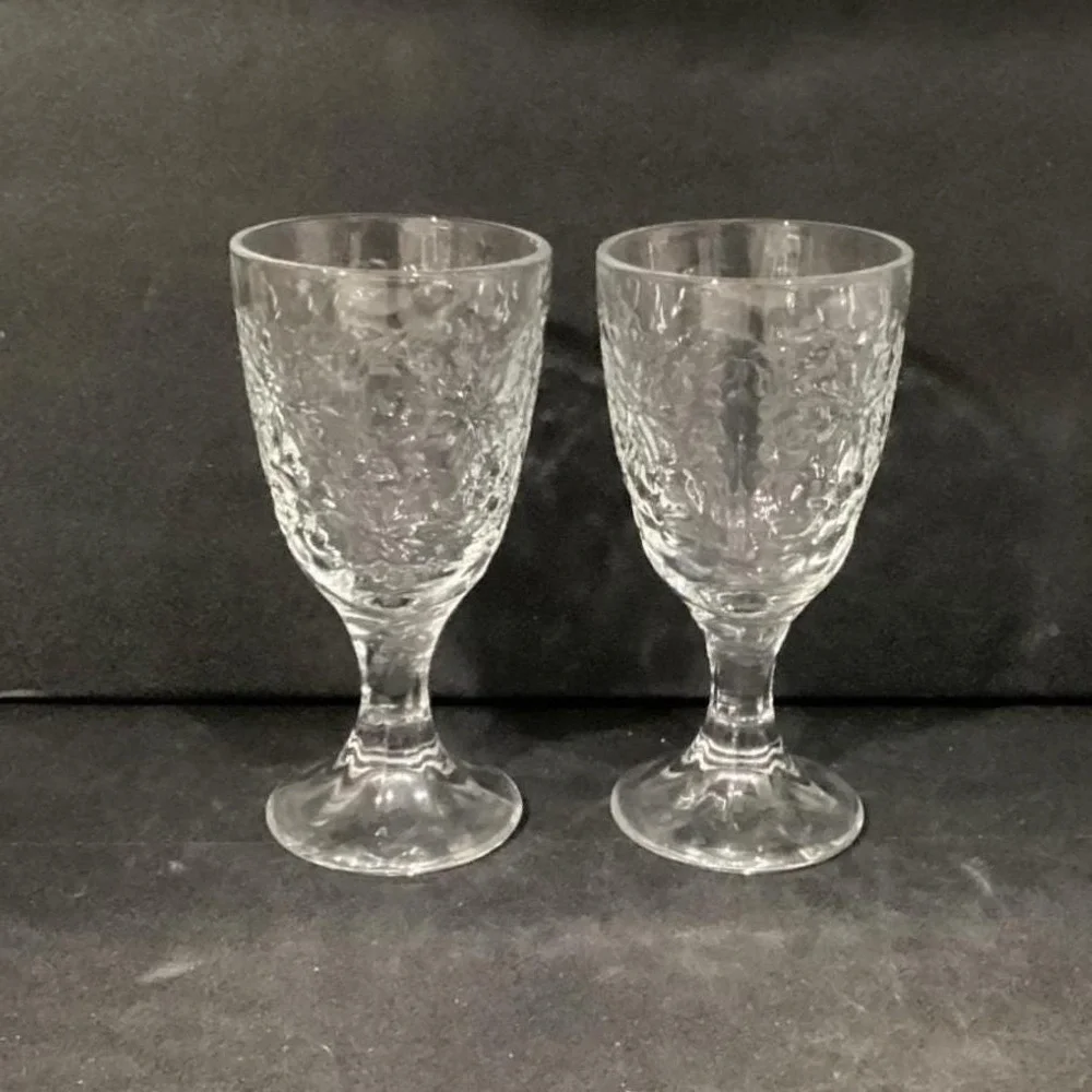 Princess House Fantasia Footed Wine Goblets, Set of‎ 2, Vintage Etched Stemware